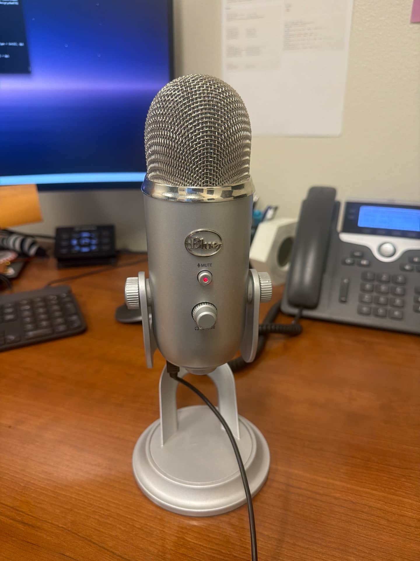 Blue Yeti USB Microphone - Silver